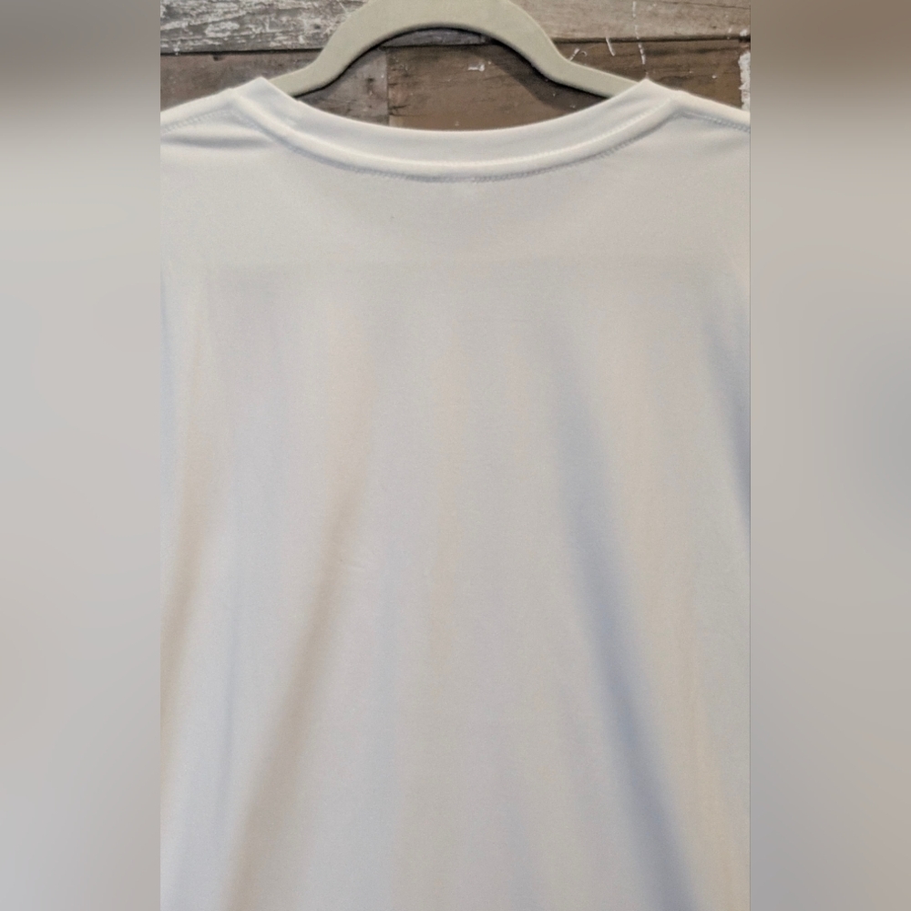 New White Vintage Graphic Tee - Picture 11 of 15
